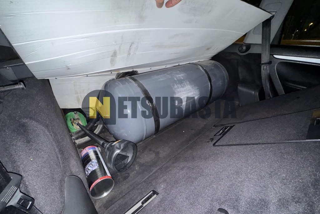 Porsche Cayenne Tiptronic 2003