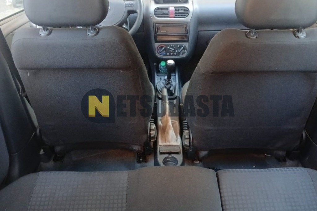 Opel Corsa 1.4 16v 2004