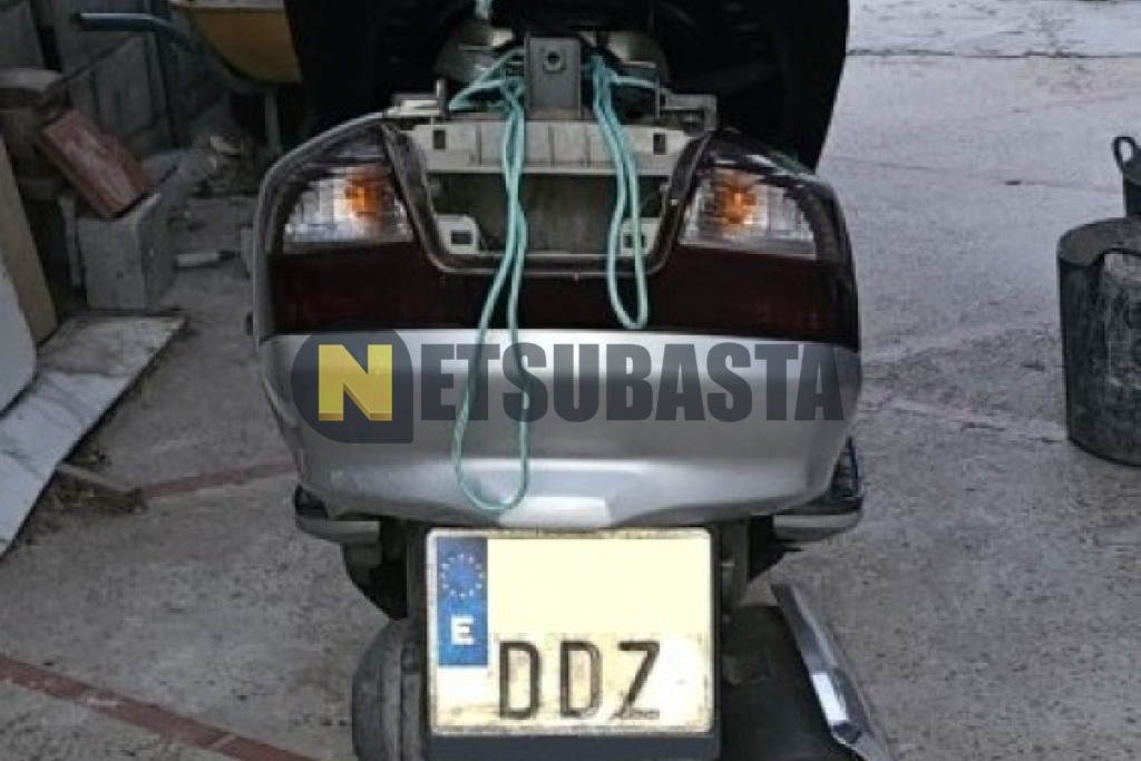 Suzuki Burgman 250 2004