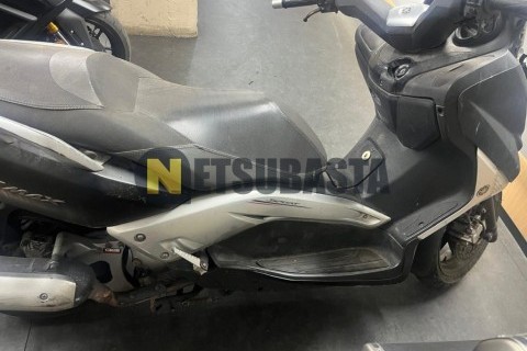Zitmuv Black Razer 125E 2022