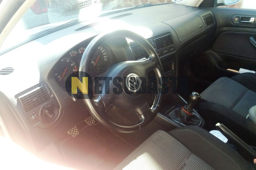 Volkswagen Golf 1.6 2001
