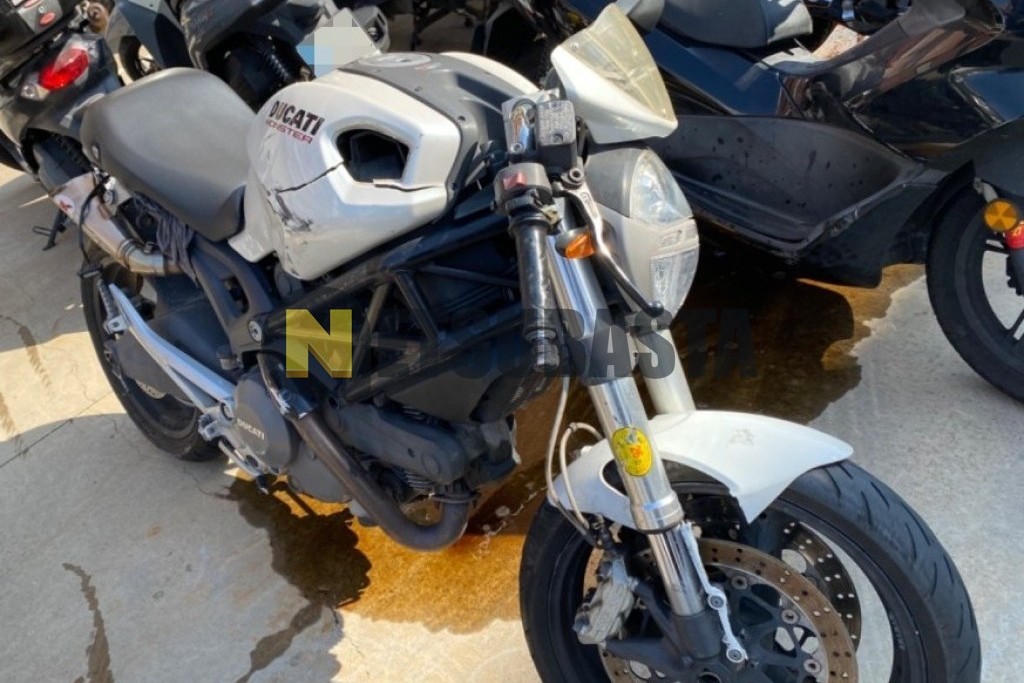 Ducati MONSTER 696 2008