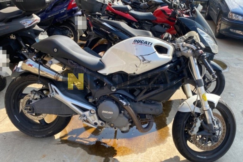 Ducati MONSTER 696 2008