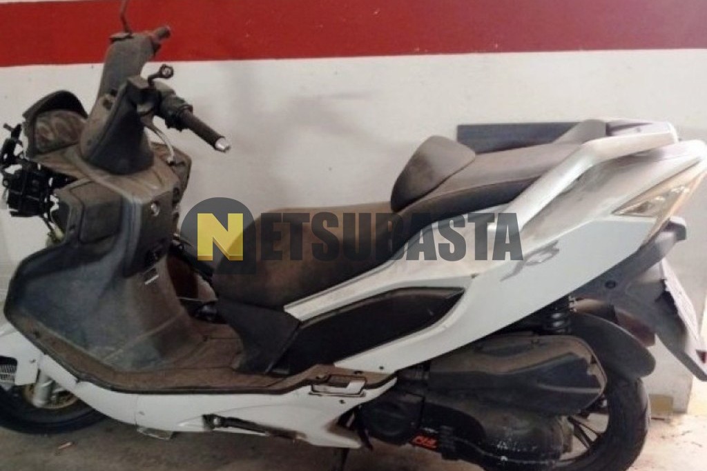 Daelim S3 125 FI 2012