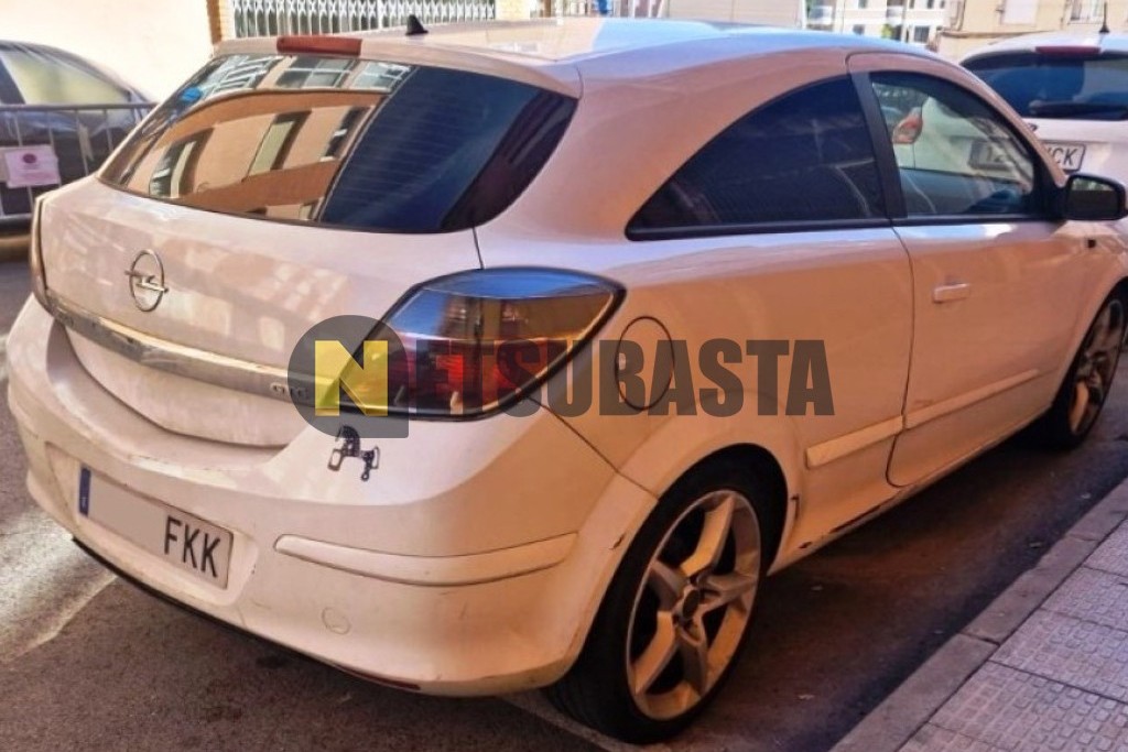 Opel Astra GTC 1.9 CDTi 2007