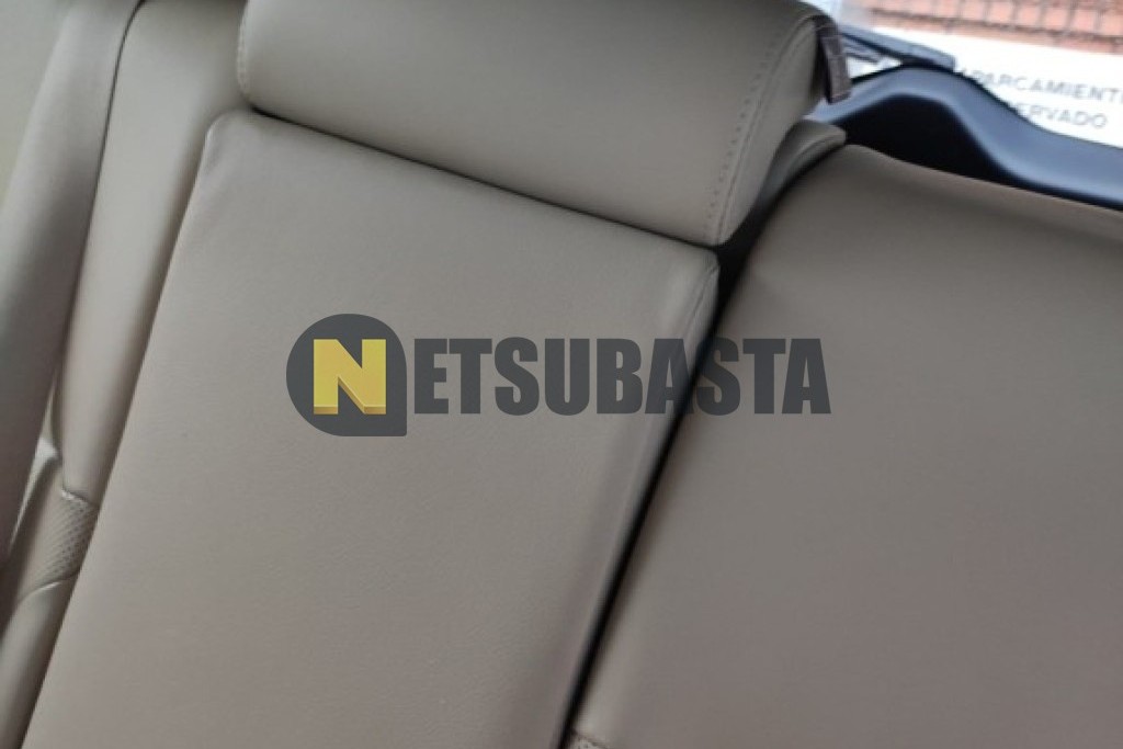 Subaru Outback 2.0 TD Lineartronic 2015