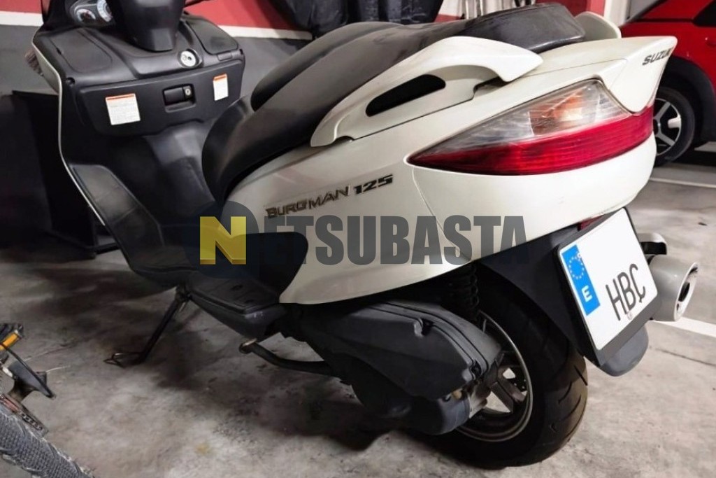Suzuki BURGMAN 125 2010