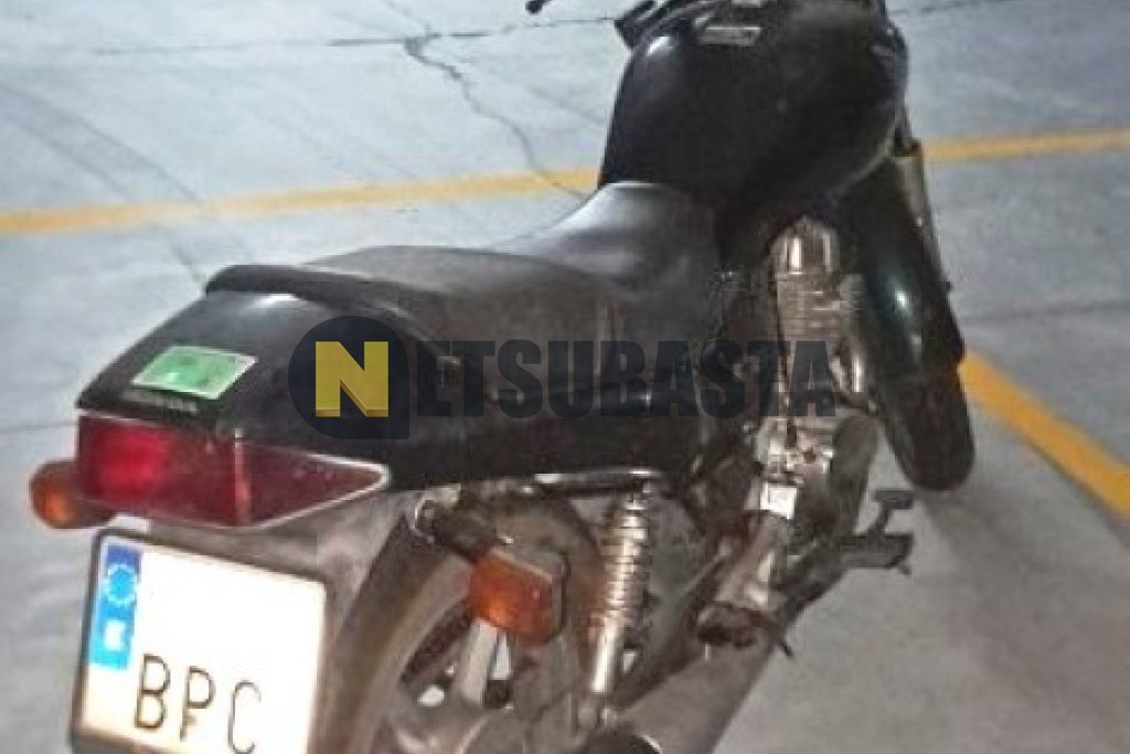 Honda CB 250 Two Fifty 2001