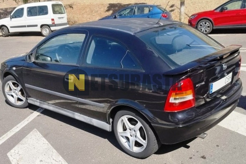 Opel Astra 1.6 8V 2004