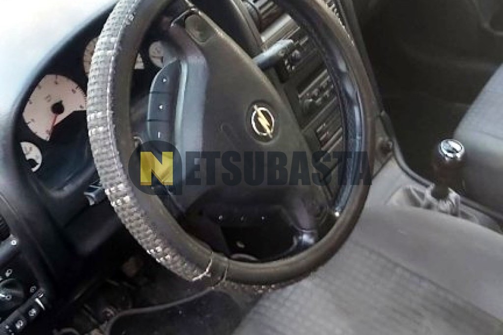 Opel Astra 2.0 Dti 16V 2002