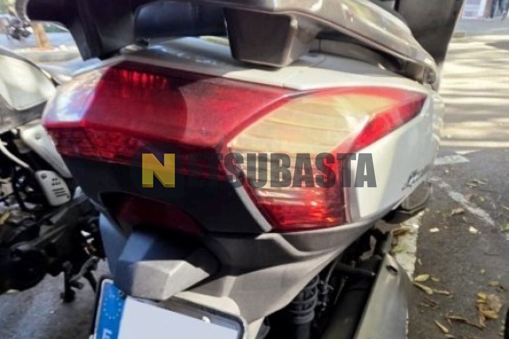 Kymco Super Dink 300i 2010