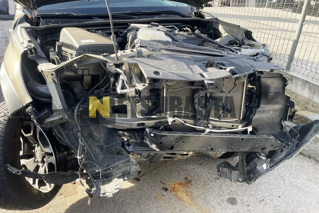 Toyota Hilux Doble Cabina 2.8 204D 4x4 Automático 2023