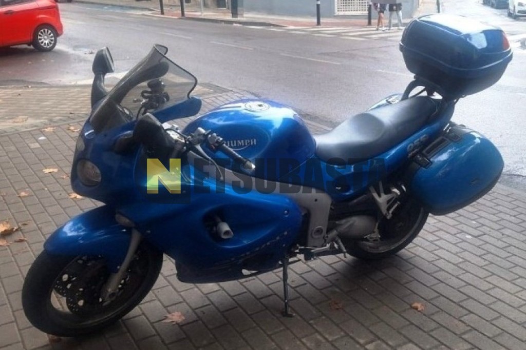 Triumph Sprint ST 2004