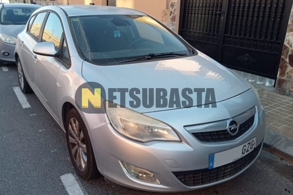 Opel Astra 1.6 2010
