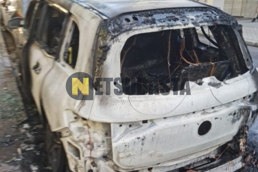 Mercedes-Benz EQB 250+ 2025