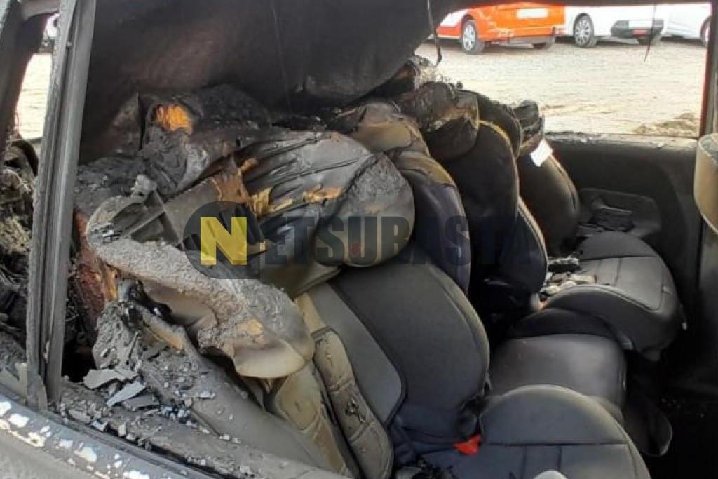 Mercedes-Benz EQB 250+ 2025