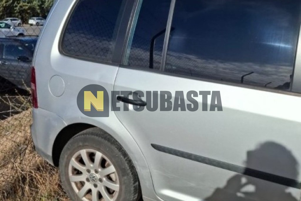 Volkswagen Touran 1.9 TDI 2009