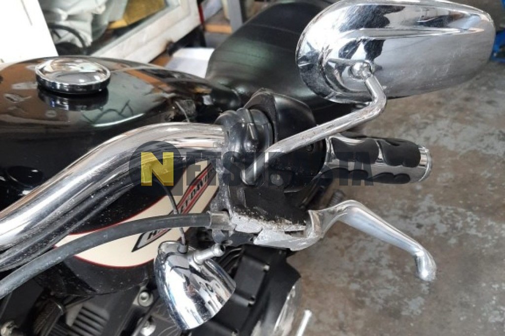 Harley-Davidson 1200 Sportster Roadster 2006