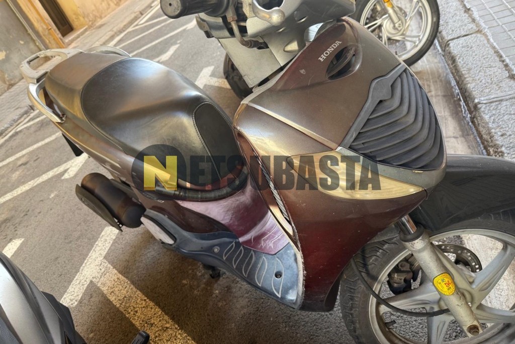 Honda SCOOPY SH125 2005