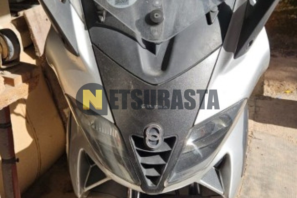 Gilera Nexus 500 2006