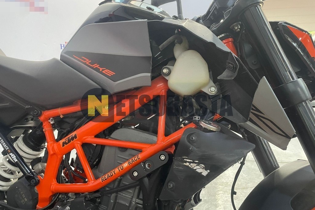 KTM 390 Duke 2021