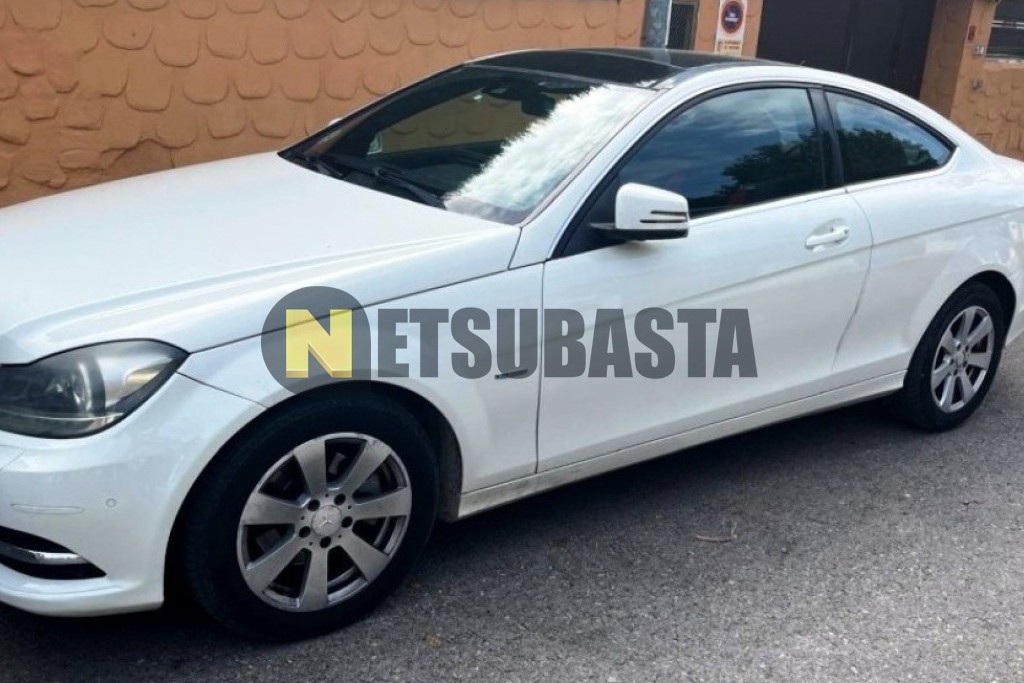 Mercedes-Benz C 220 CDI BlueEFFICIENCY Coupé Aut. 2011