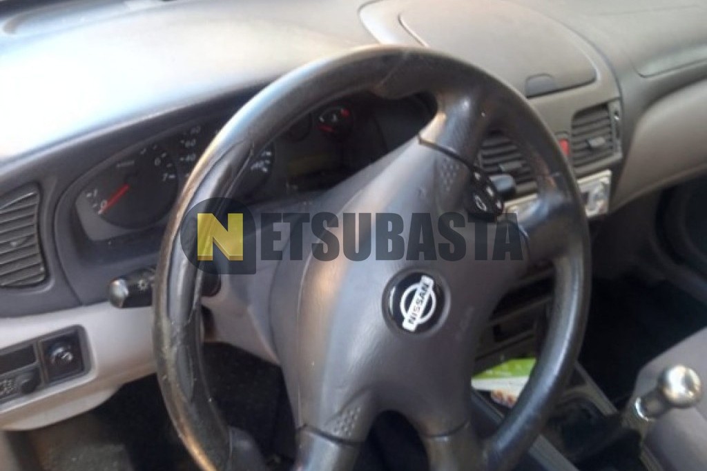 Nissan Almera 2.2Di 2002