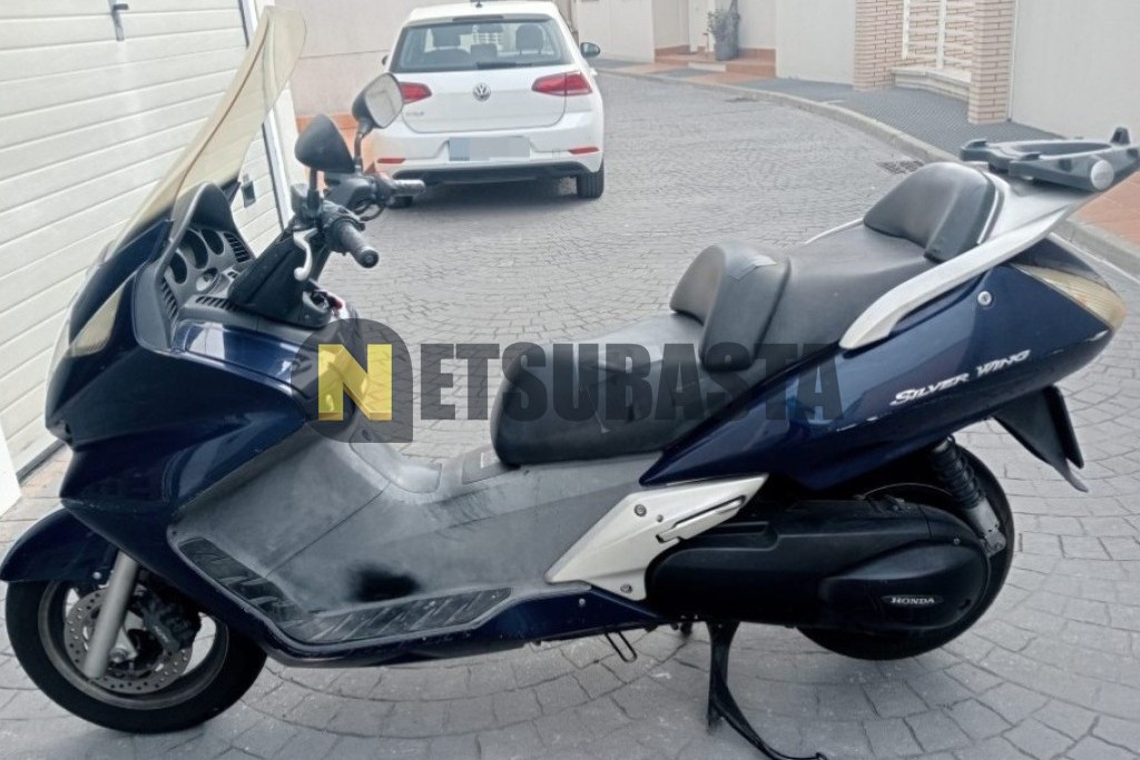 Honda SILVER WING 600 2003