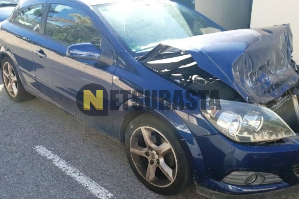 Opel Astra GTC 1.6 16V 2009