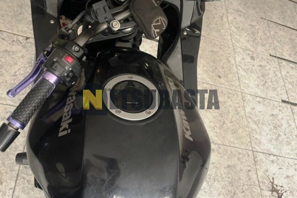 Kawasaki ER 6F ABS 2011