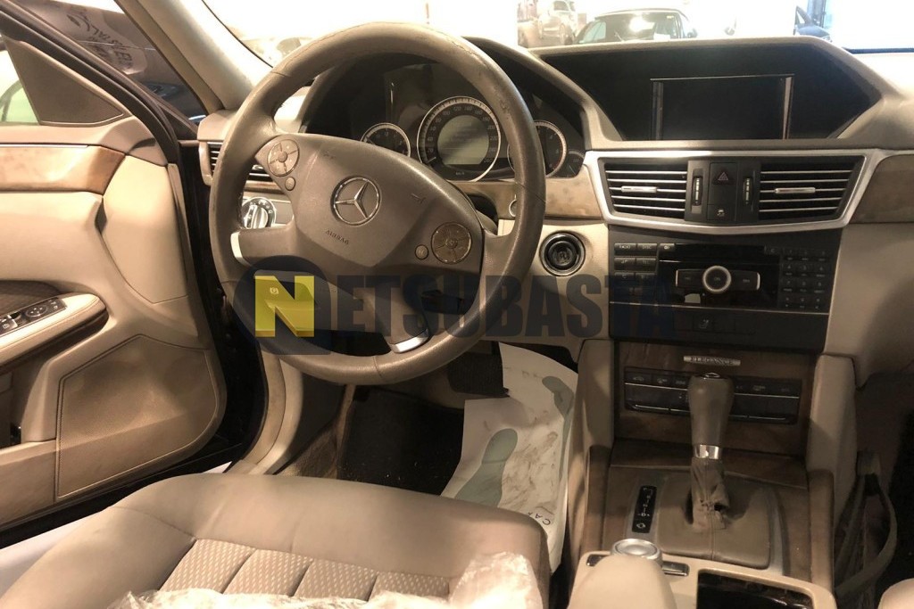 Mercedes-Benz E 220 CDI BlueEFFICIENCY Aut. 2010