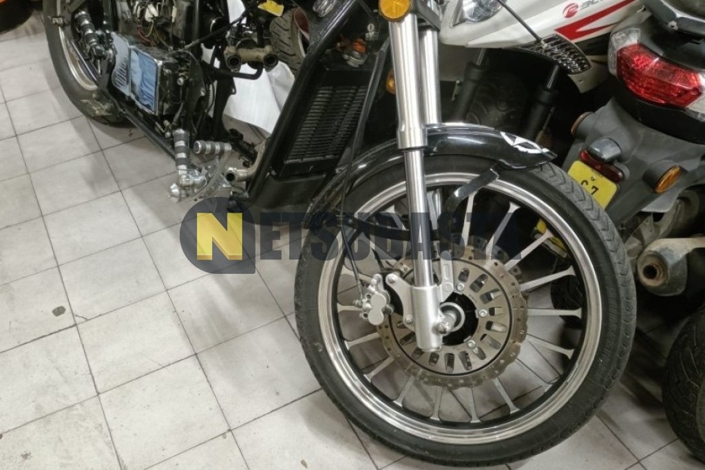 Leonart Daytona 350 2011