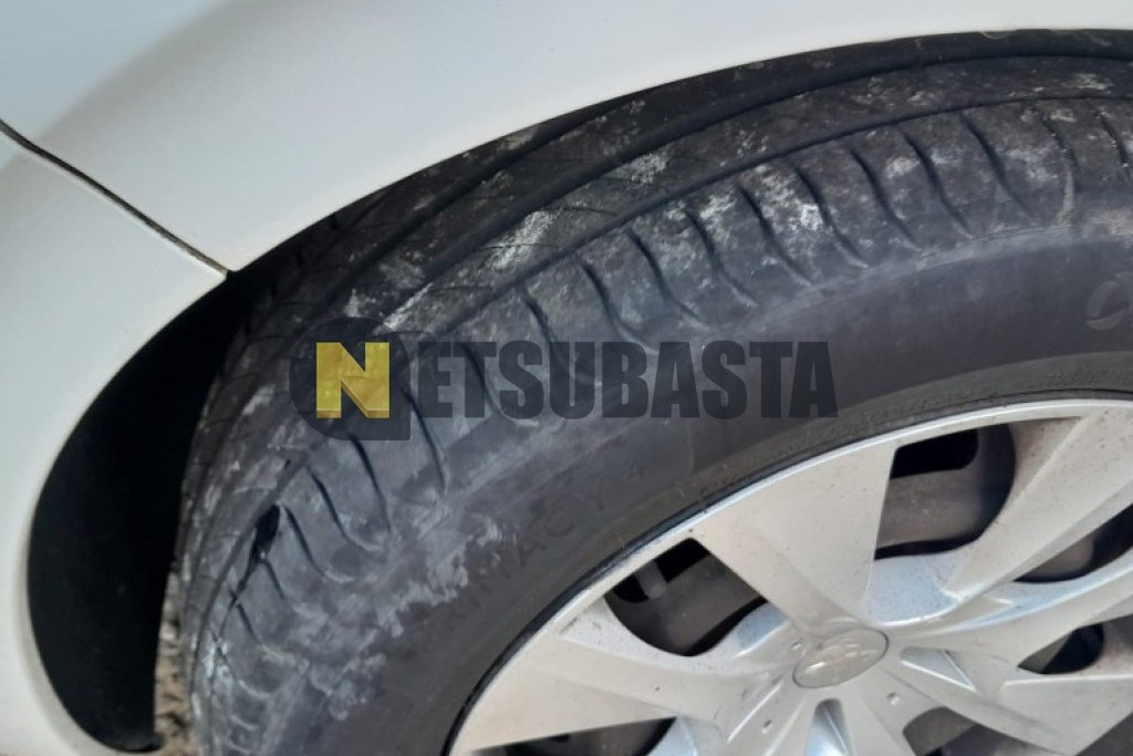 Peugeot 208 1.6 BlueHDi 2016