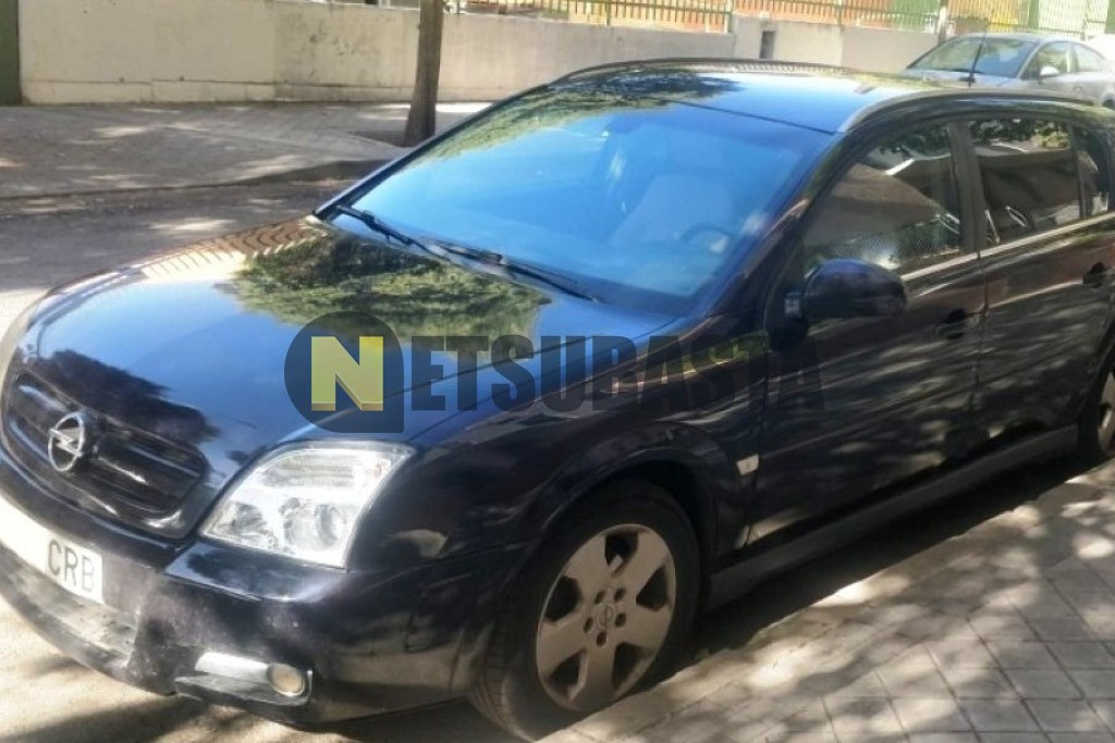Opel Signum 2.2 DTI 16V 2003
