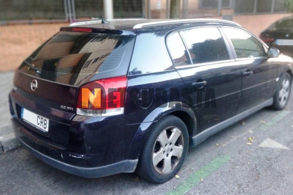 Opel Signum 2.2 DTI 16V 2003