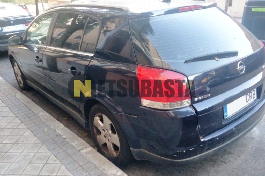 Opel Signum 2.2 DTI 16V 2003