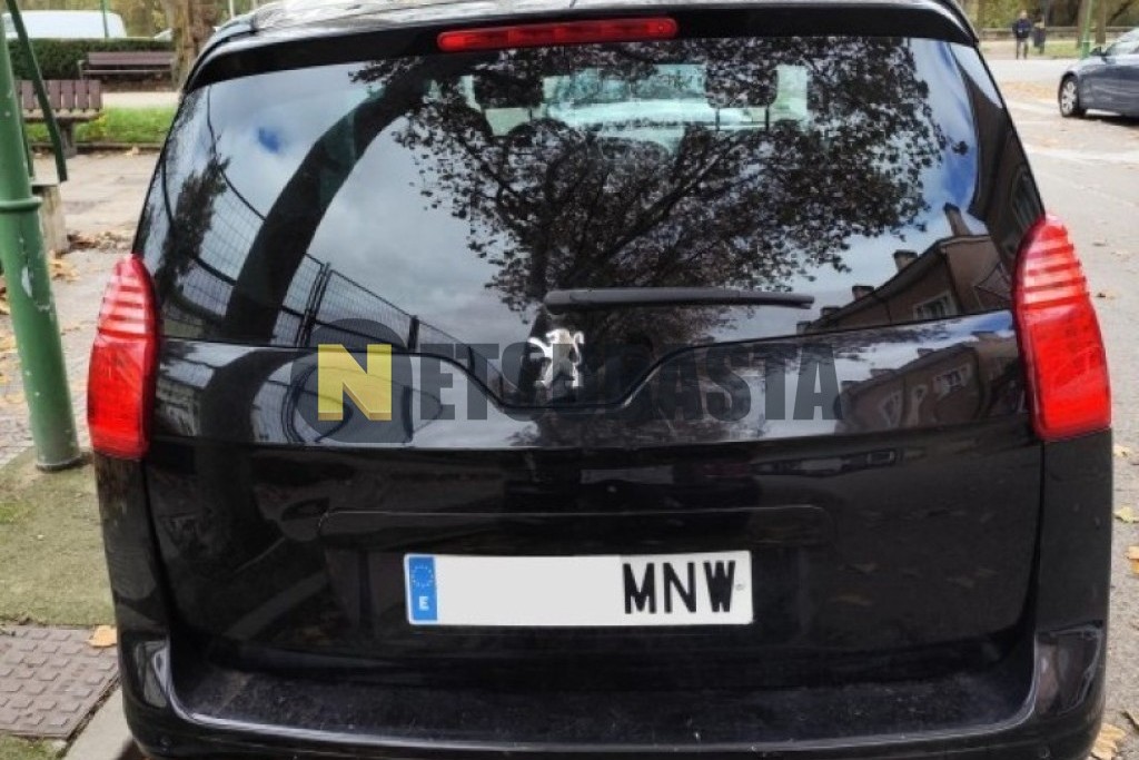 Peugeot 5008 1.6 HDi 2011