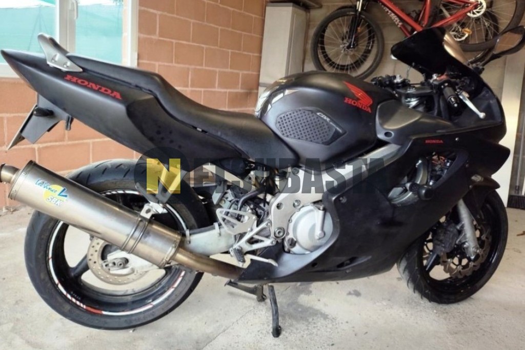 Honda CBR 600F 2001