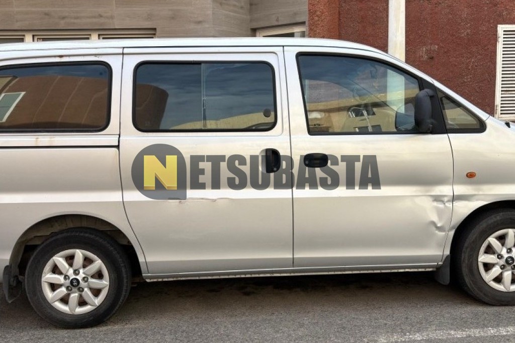 Hyundai H-1 2.5 TD 2006