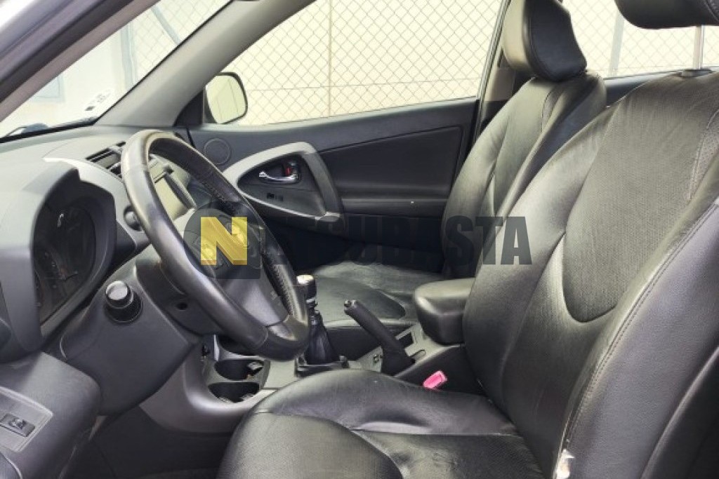 Toyota RAV4 2.2 D-4D 2006