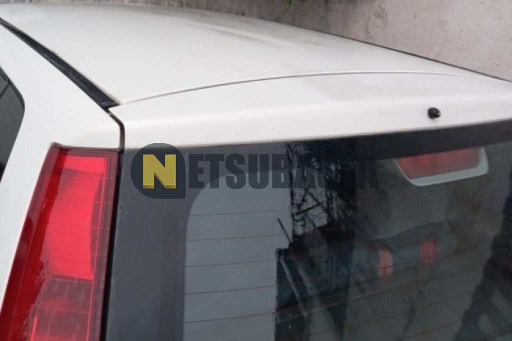 Mitsubishi Space Runner 2.0 16V 2002