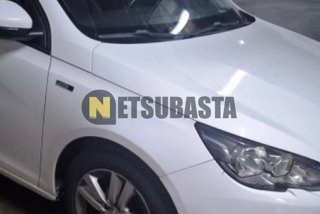 Peugeot 308 1.6 BlueHDi 2016