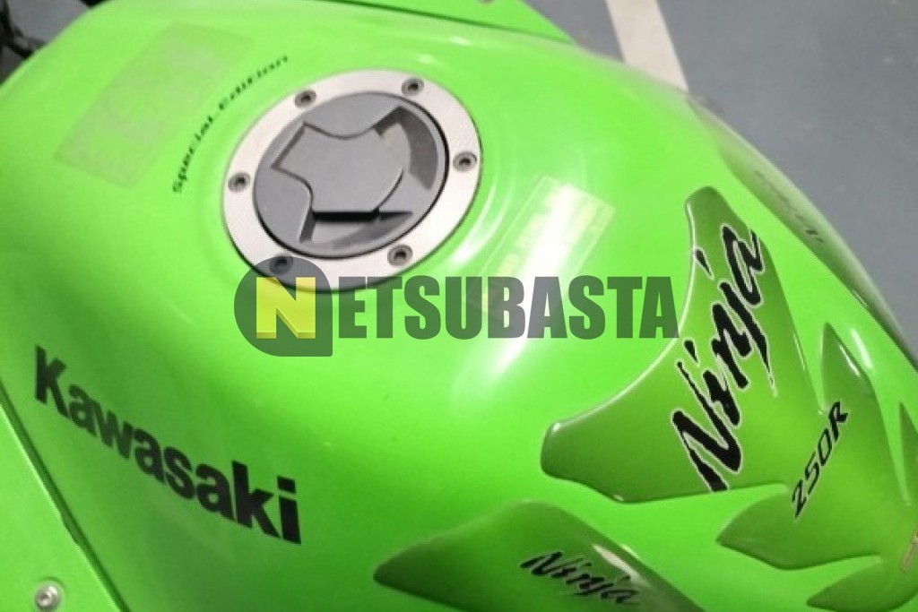 Kawasaki NINJA 250 R 2009