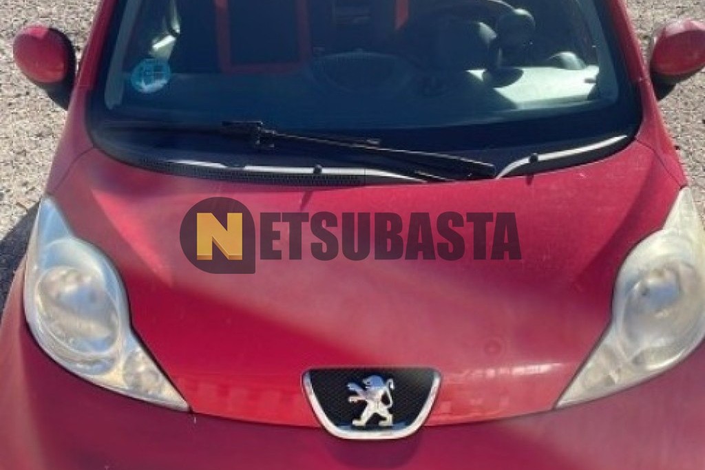 Peugeot 107 1.0i 2010