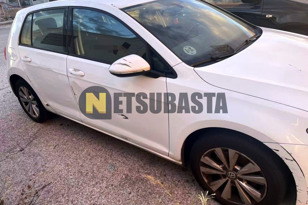 Volkswagen Golf 1.6 TDI DSG 7 vel. 2013