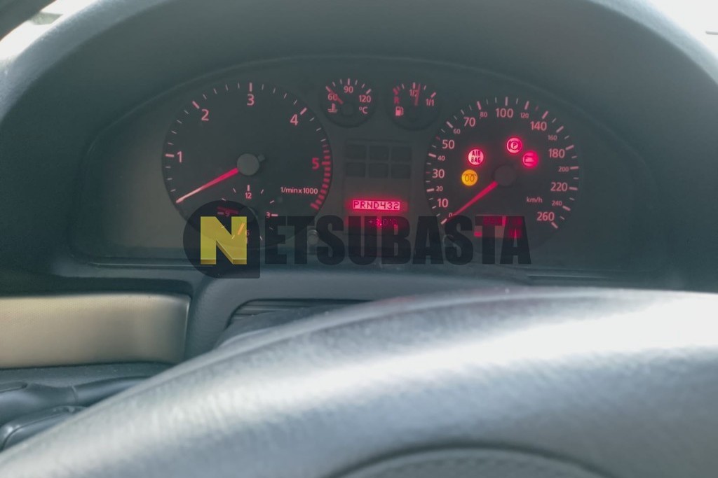 Audi A4 2.5 TDI tiptronic 5 vel. 1999