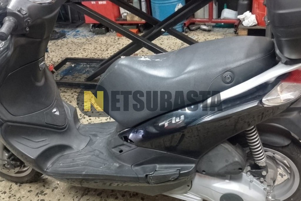 Piaggio Fly 125 i.e 3V 2016