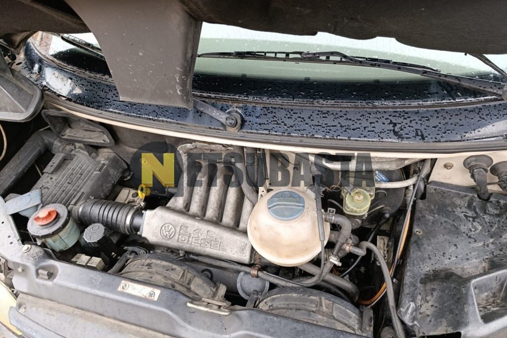 Volkswagen Caravelle California 2.4 D 1991