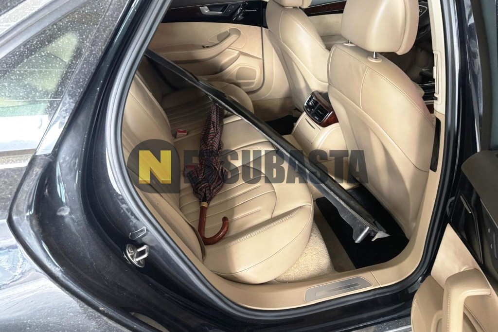 Audi A8 3.0 TDI quattro tiptronic 8 vel. 2011