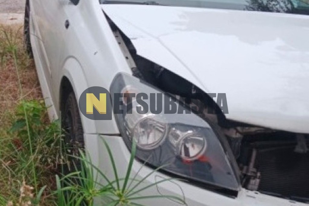 Opel Astra GTC 1.6 2009